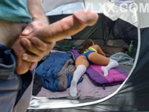 Anh thanh niên bắt cá hai tay và cái kết … kiệt sức